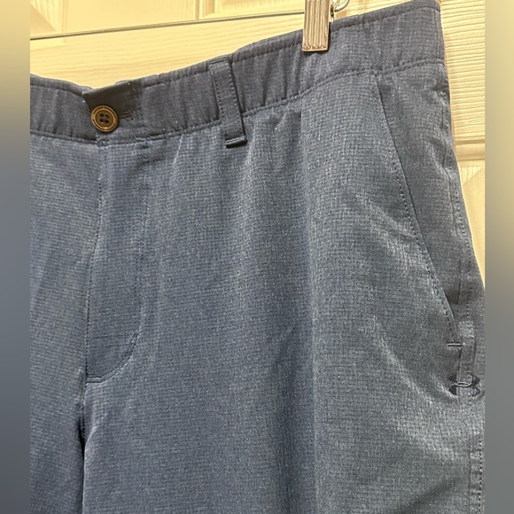 Under Armour HeatGear Golf Men's Shorts. Size 40 - Picture 5 of 13